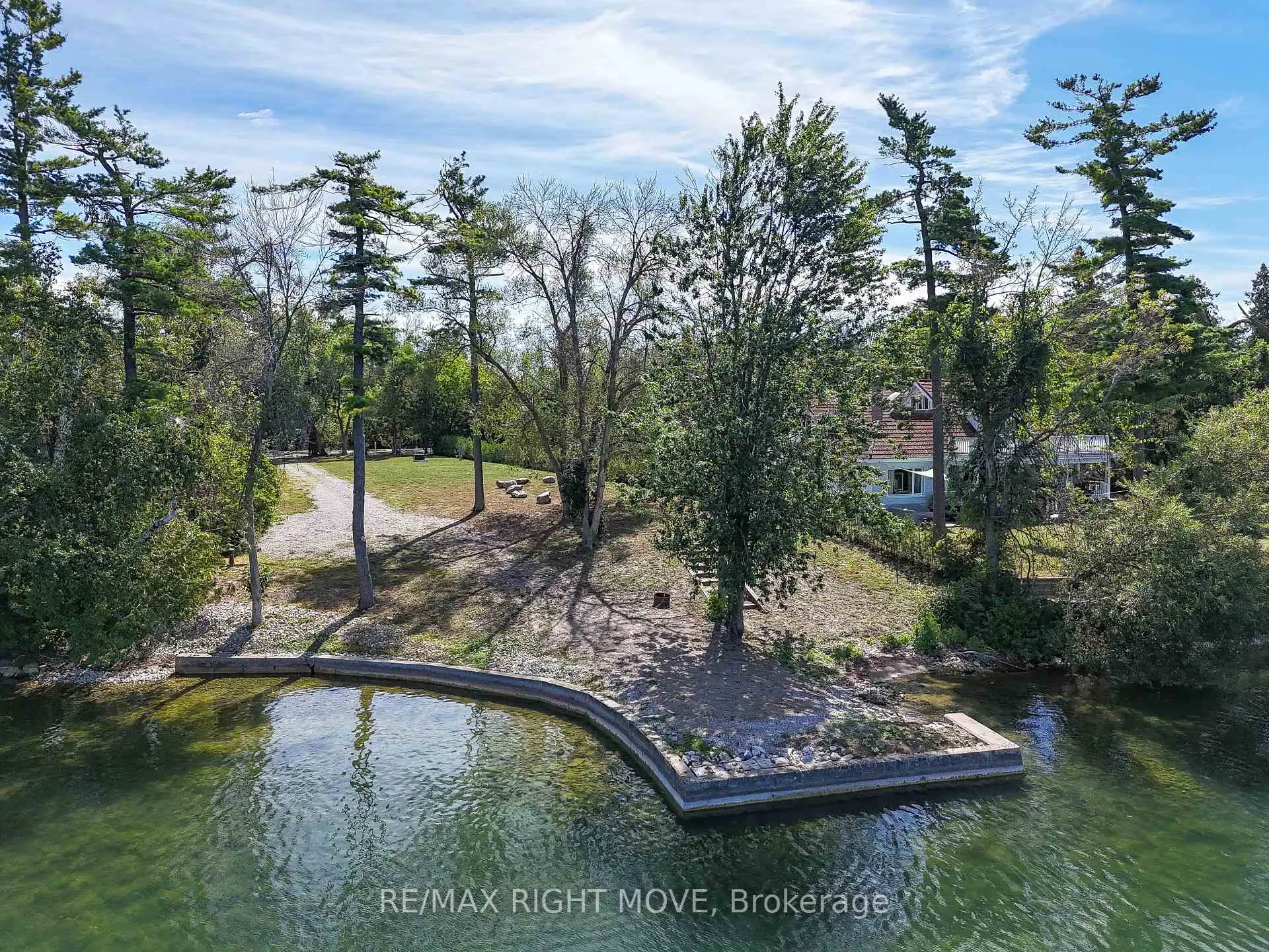 Photo 10 of 135 Creighton Street S, Ramara, Atherley — HOMEH