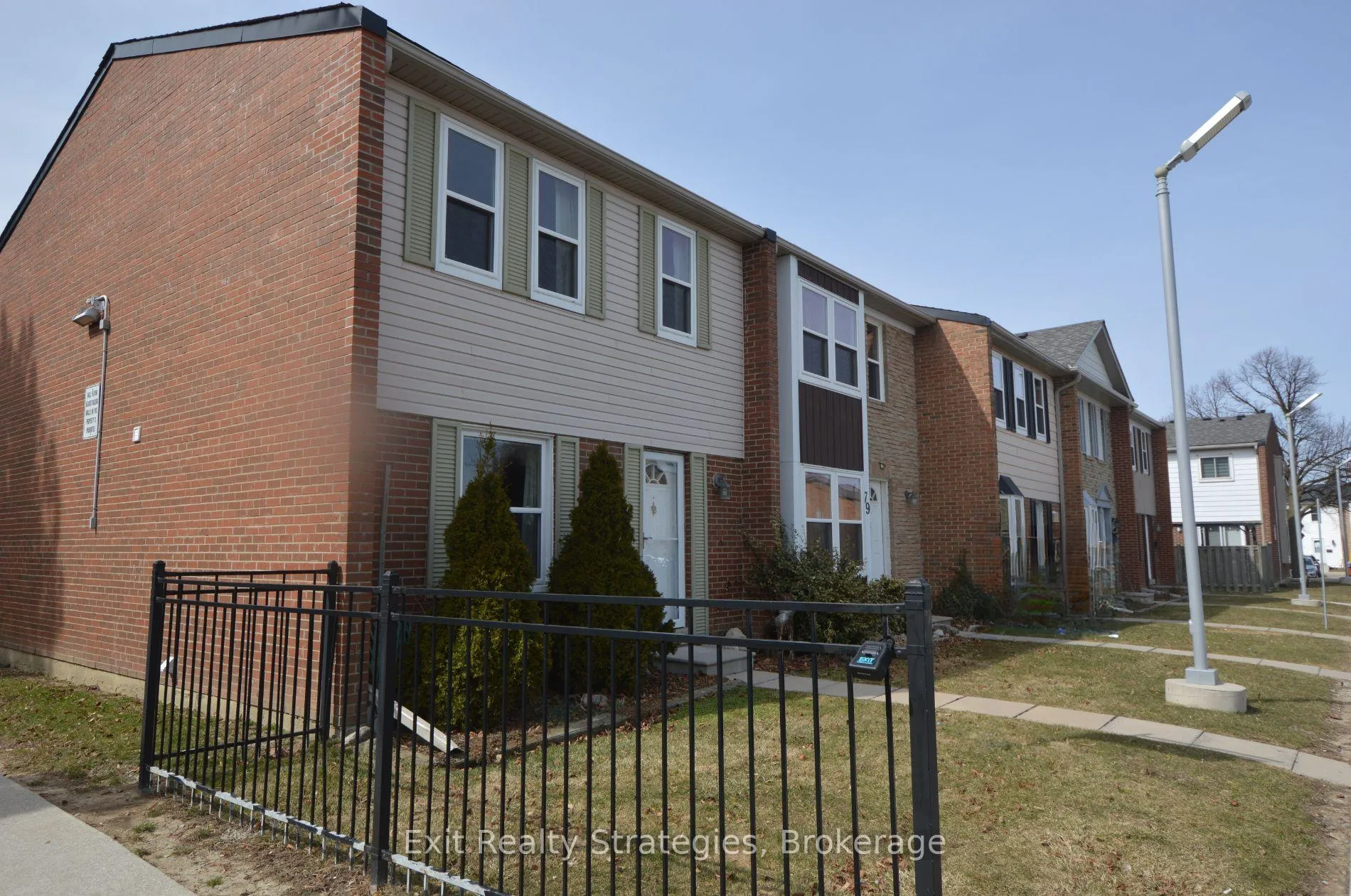 Photo 26 of Unit 78, 900 Central Park Drive N, Brampton, Northgate — HOMEH