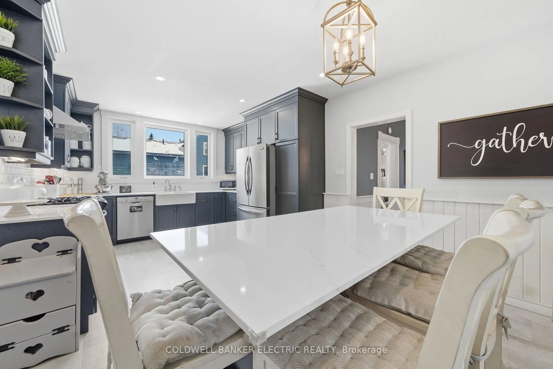 Photo 23 of 36 Ermatinger Street, Selwyn — HOMEH
