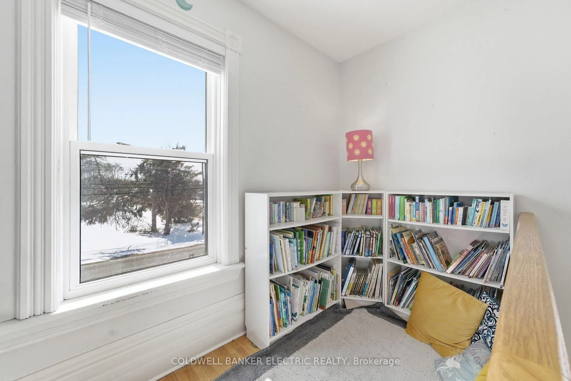 Photo 30 of 36 Ermatinger Street, Selwyn — HOMEH