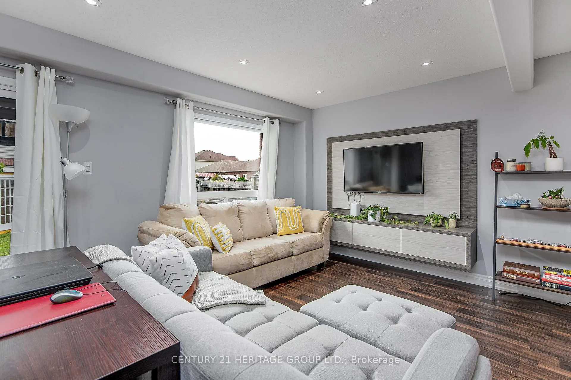 Photo 8 of 70 Falkner Road, New Tecumseth, Alliston — HOMEH