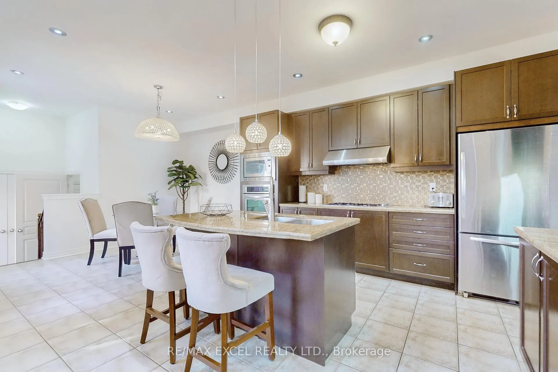 Photo 11 of 553 Riverlands Avenue, Markham, Cornell — HOMEH