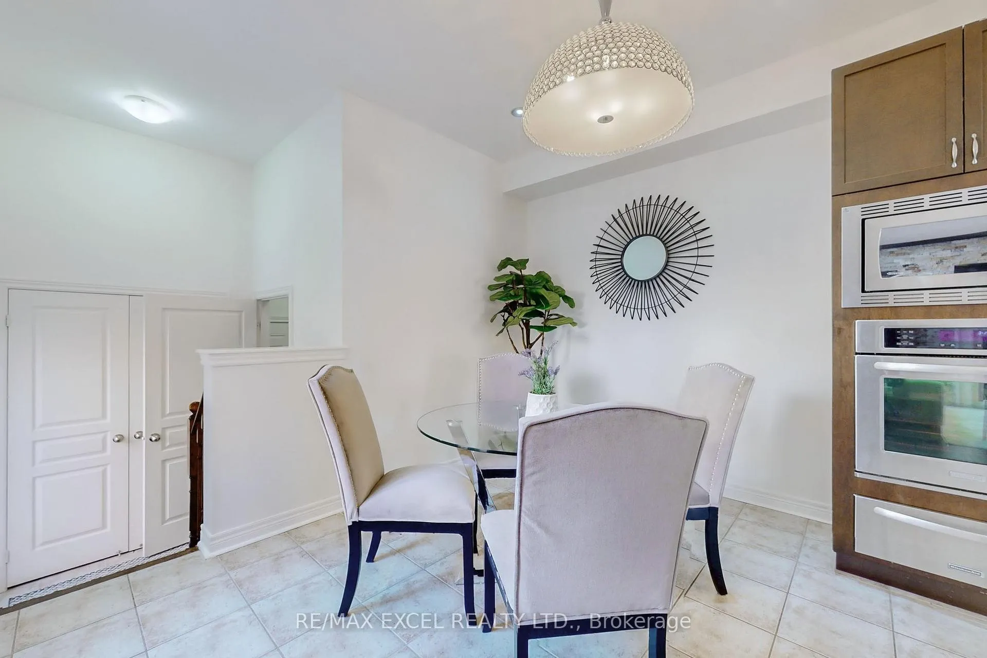 Photo 16 of 553 Riverlands Avenue, Markham, Cornell — HOMEH