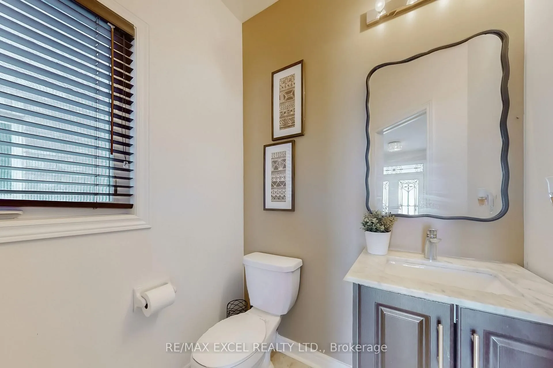 Photo 17 of 553 Riverlands Avenue, Markham, Cornell — HOMEH