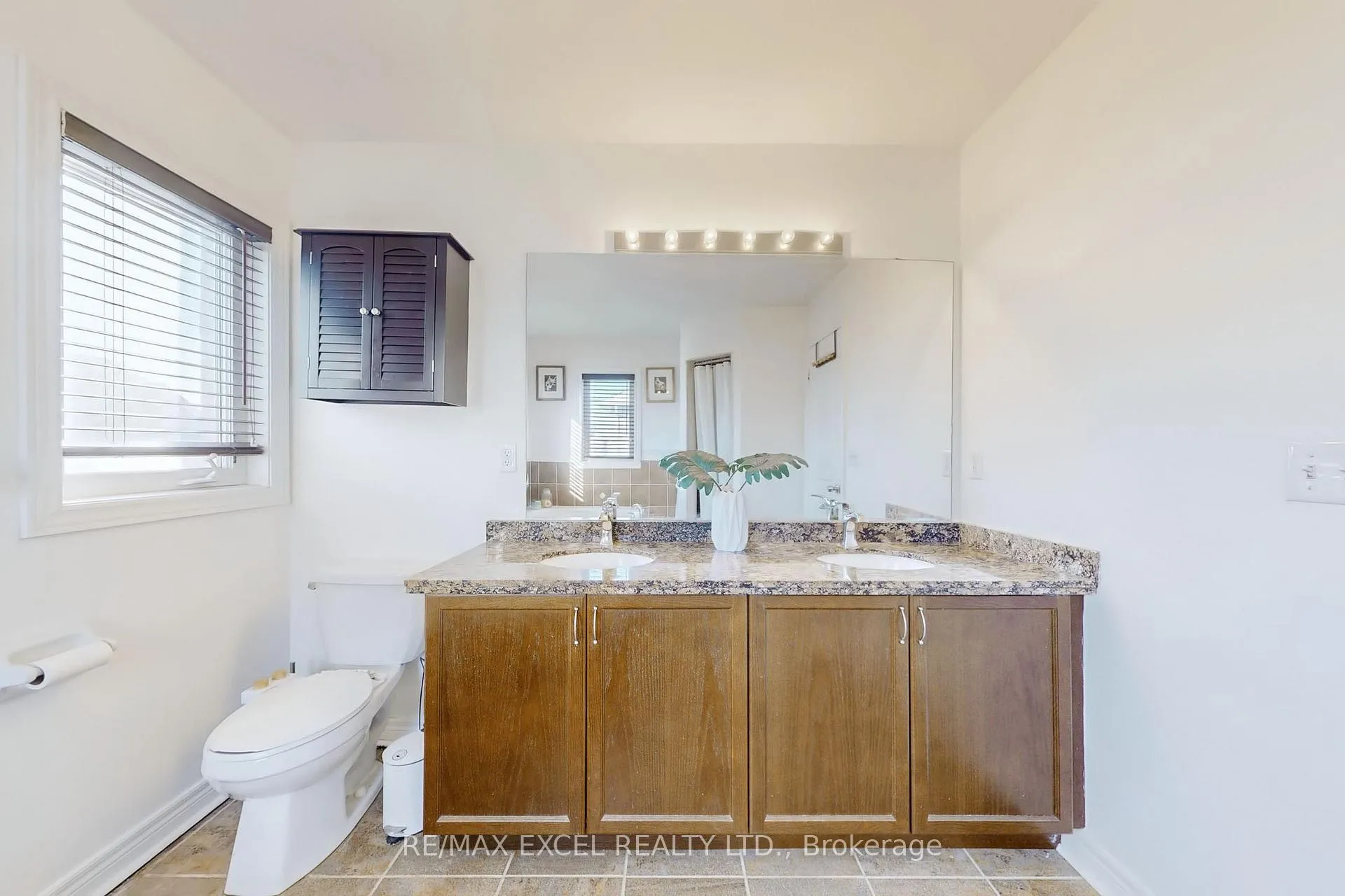 Photo 27 of 553 Riverlands Avenue, Markham, Cornell — HOMEH