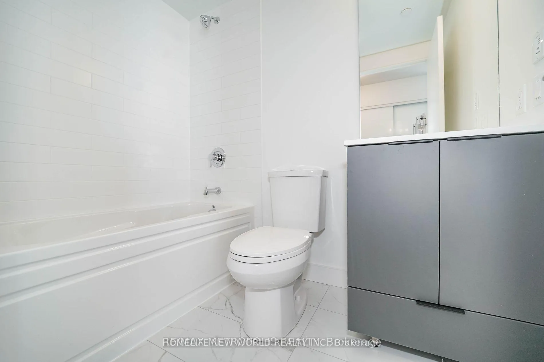 Photo 16 of Unit 912, 1350 Ellesmere Road, Scarborough, Bendale — HOMEH
