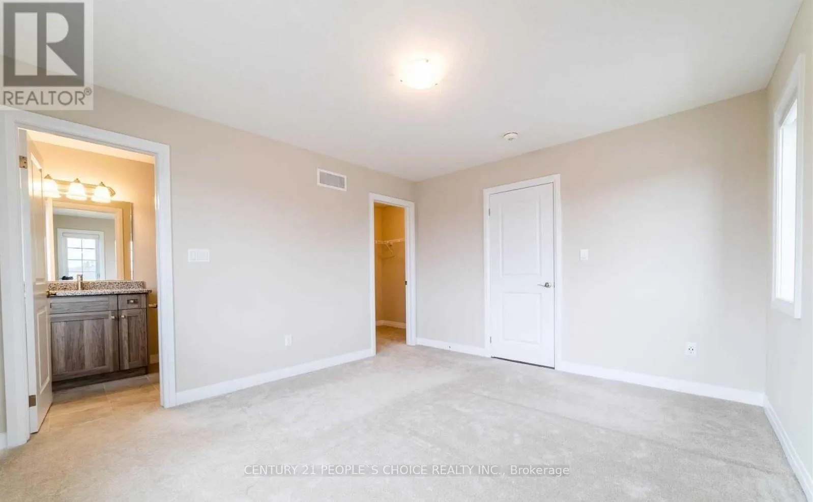 Photo 6 of 122 Monarch Woods Drive, Kitchener — HOMEH