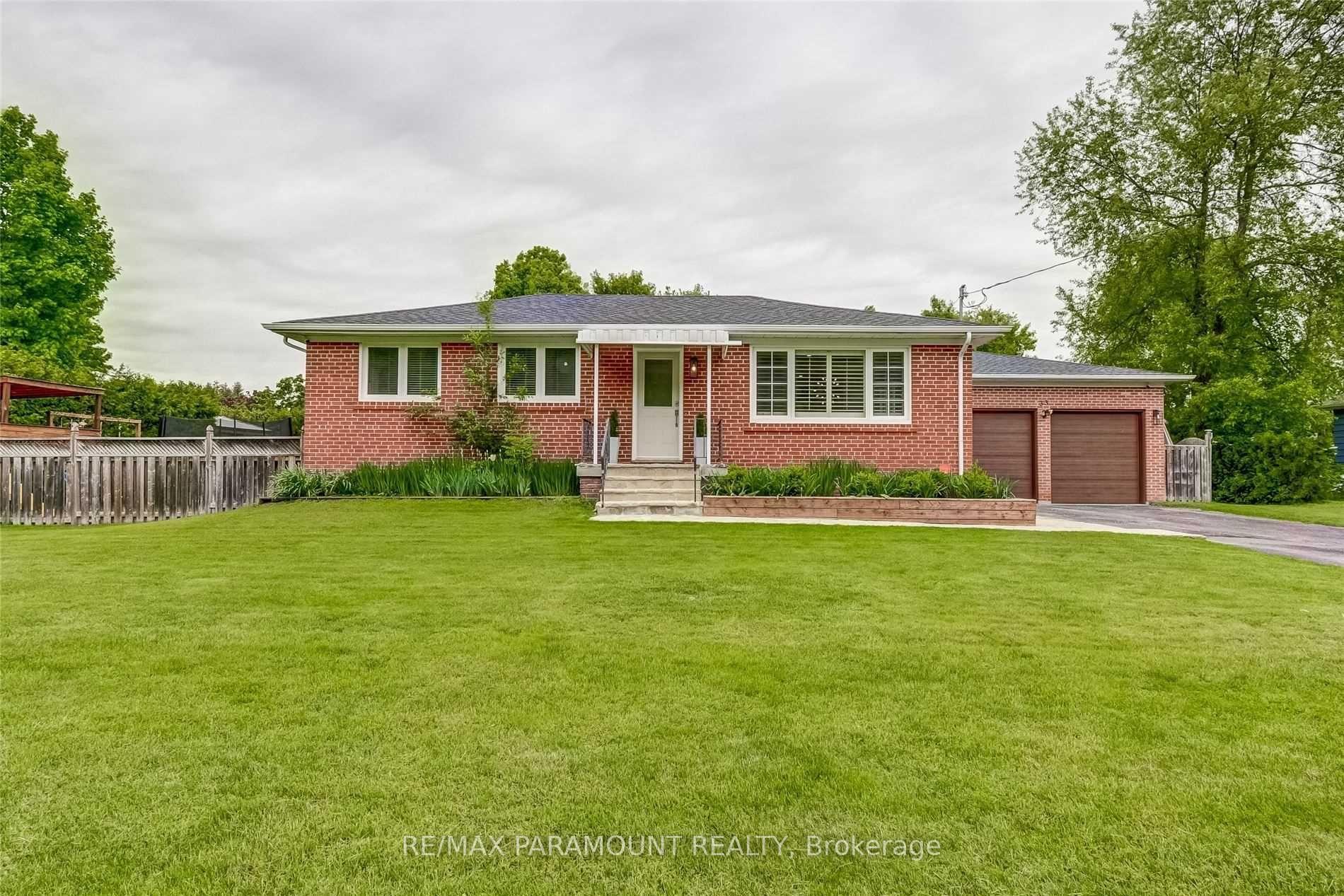 Photo 1 of 33 Parsons Avenue, Caledon, Caledon East — HOMEH