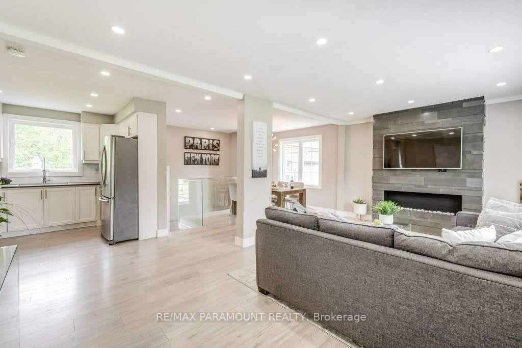 Photo 3 of 33 Parsons Avenue, Caledon, Caledon East — HOMEH