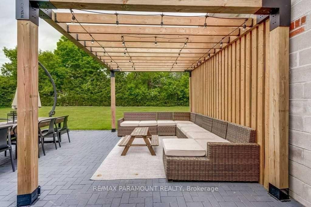 Photo 15 of 33 Parsons Avenue, Caledon, Caledon East — HOMEH