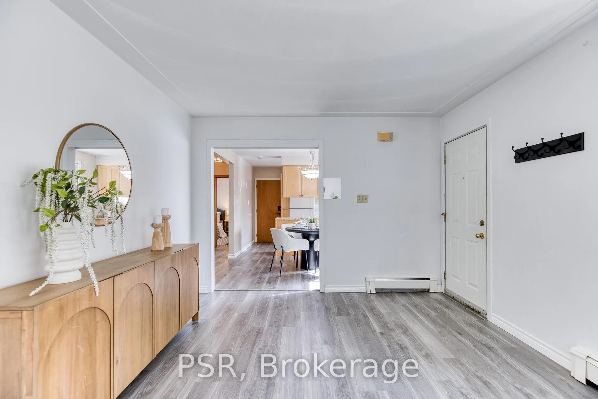 Photo 12 of Unit Main, 80 Westwood Drive, Kitchener — HOMEH