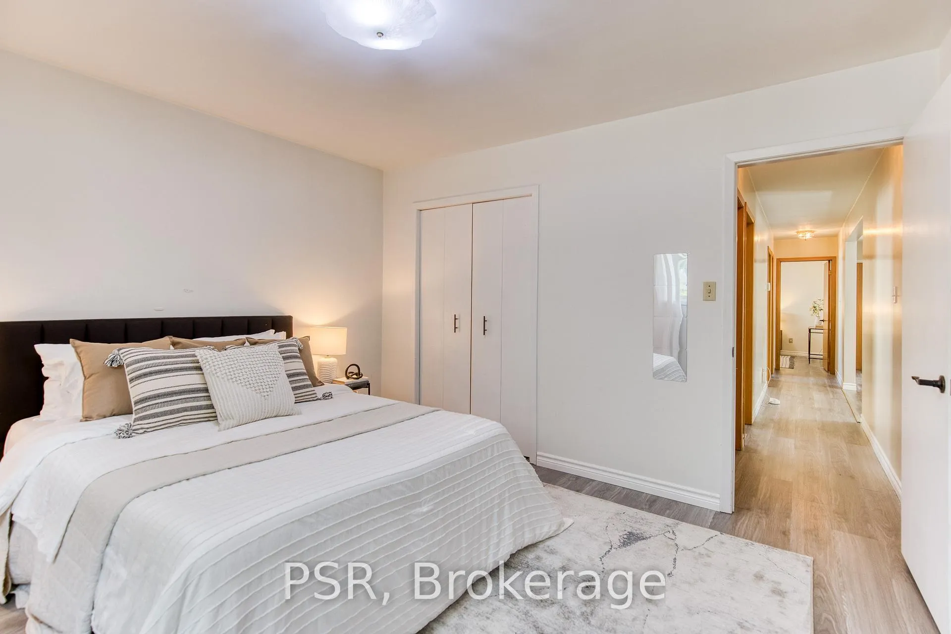 Photo 15 of Unit Main, 80 Westwood Drive, Kitchener — HOMEH