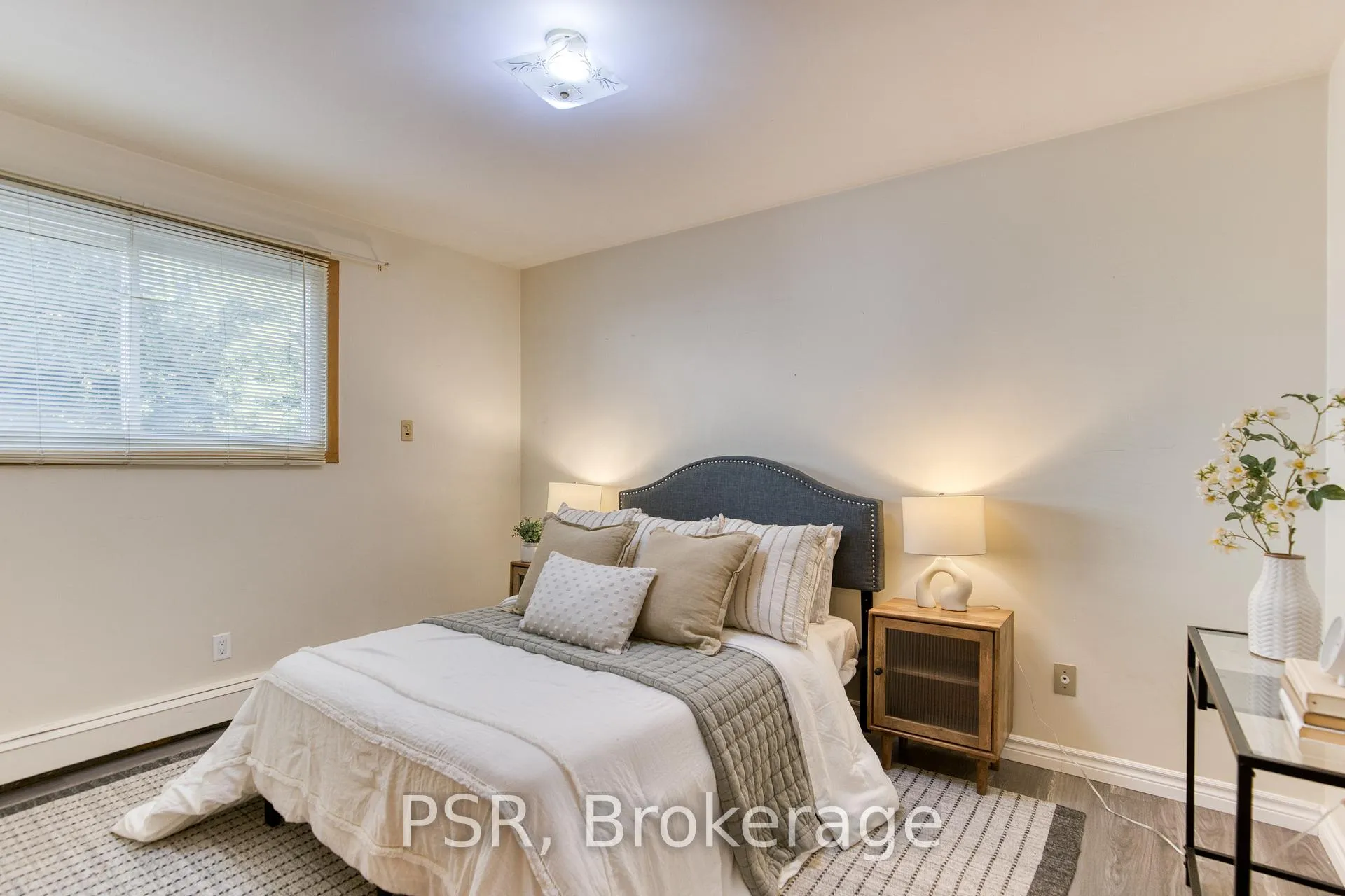 Photo 16 of Unit Main, 80 Westwood Drive, Kitchener — HOMEH
