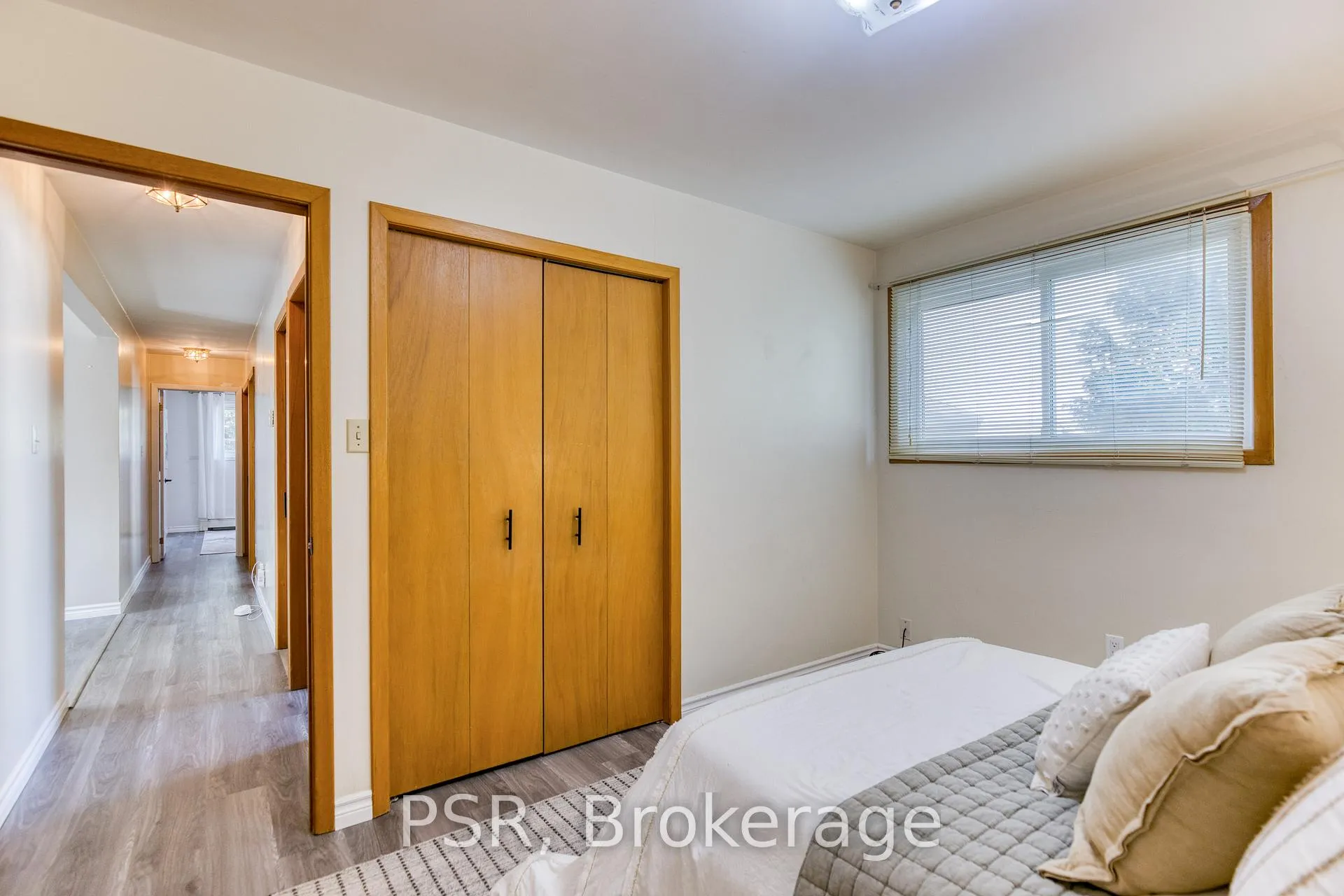 Photo 17 of Unit Main, 80 Westwood Drive, Kitchener — HOMEH