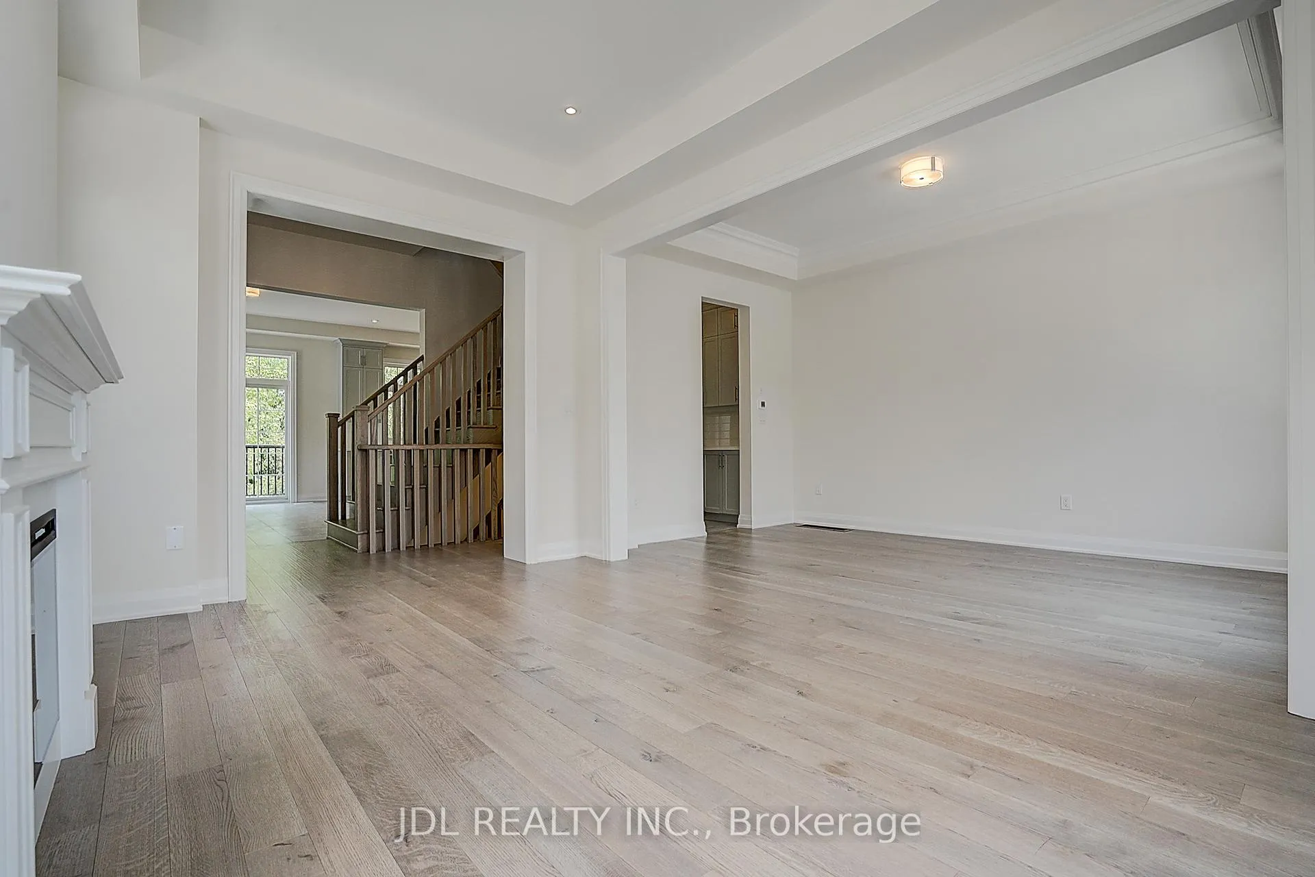 Photo 15 of 1 West Village Lane, Markham, Angus Glen — HOMEH