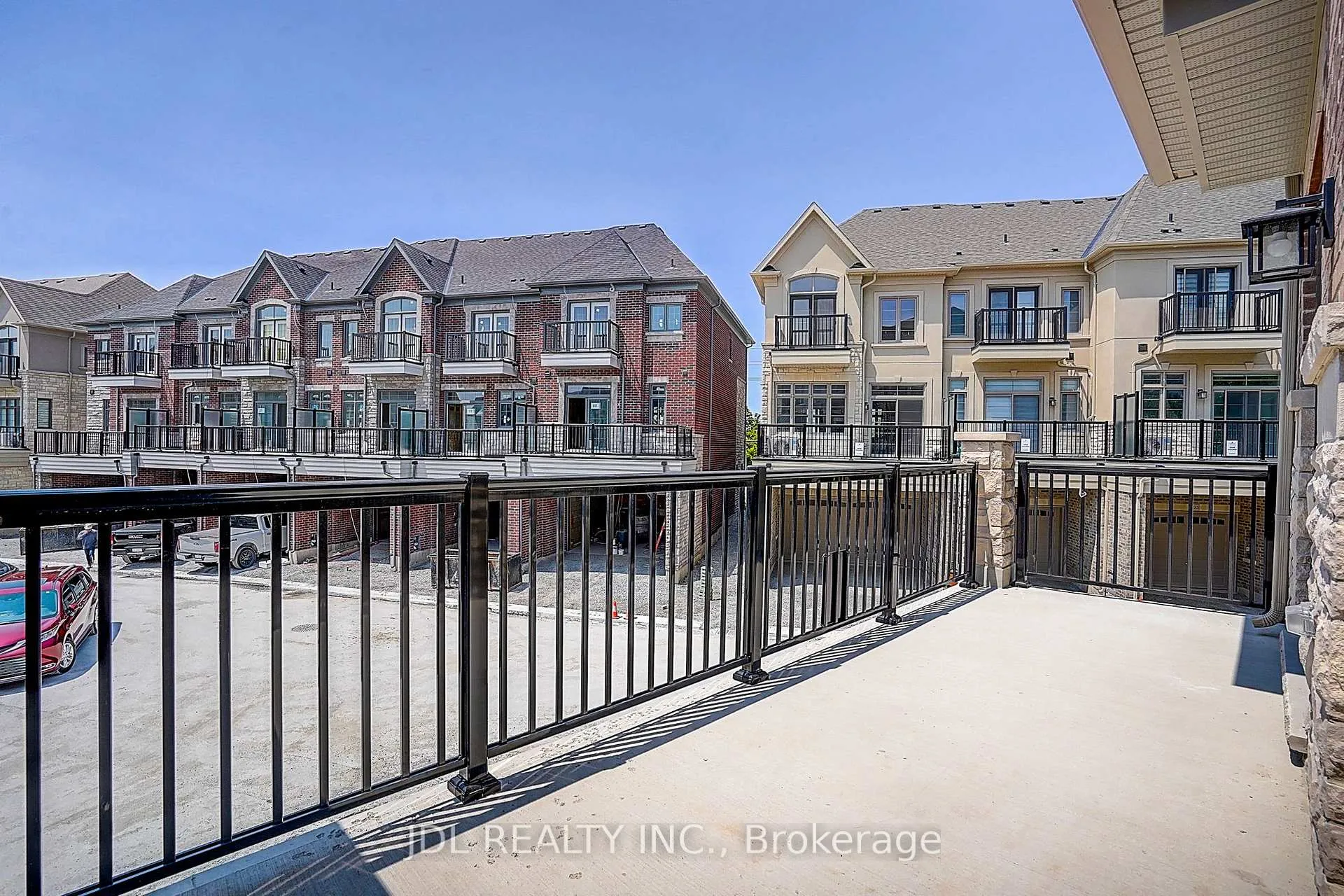 Photo 20 of 1 West Village Lane, Markham, Angus Glen — HOMEH