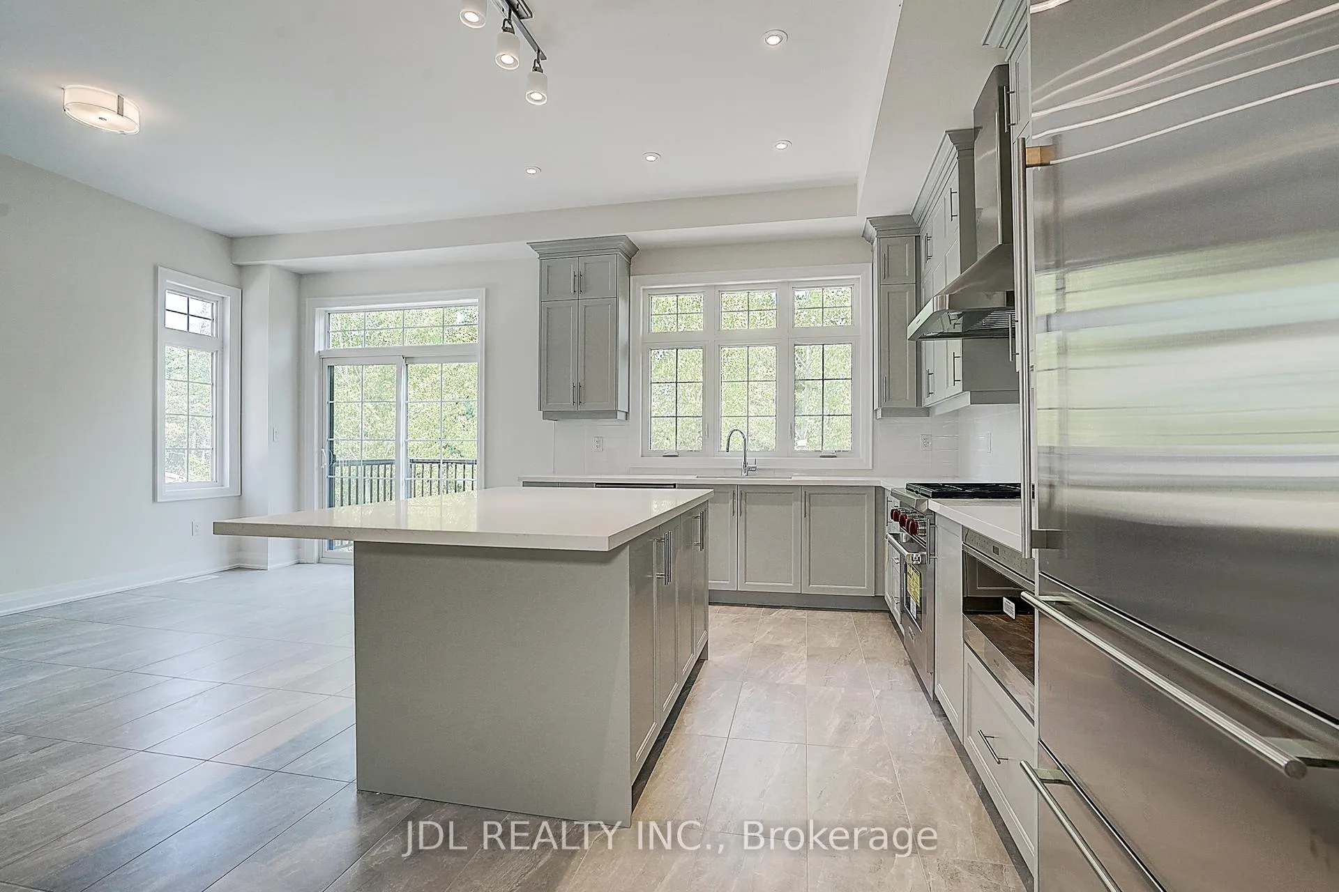 Photo 28 of 1 West Village Lane, Markham, Angus Glen — HOMEH
