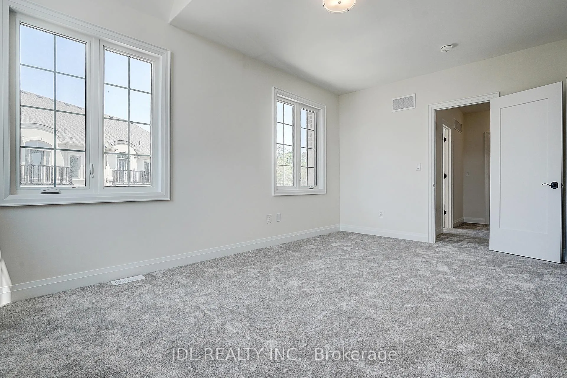 Photo 37 of 1 West Village Lane, Markham, Angus Glen — HOMEH