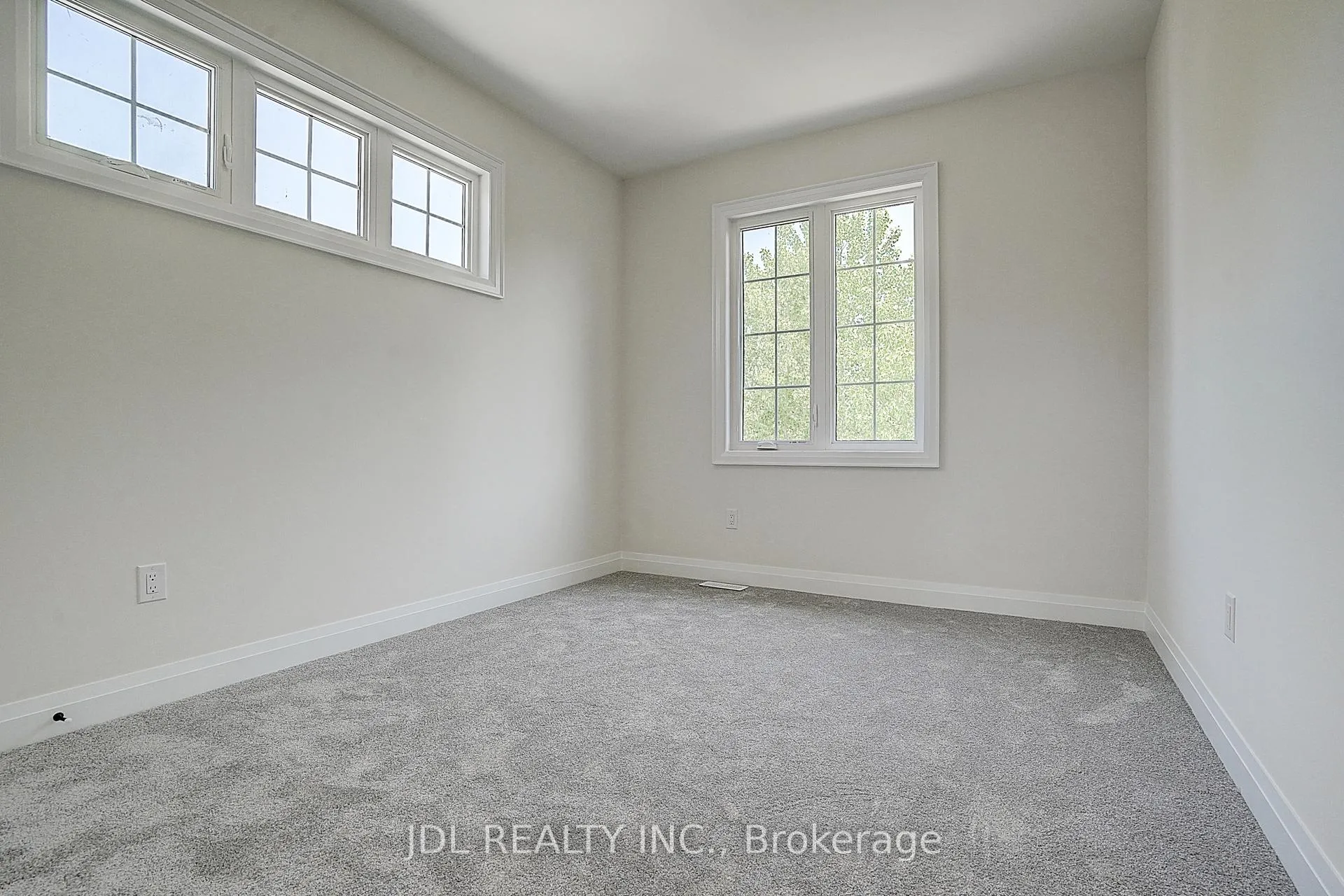 Photo 41 of 1 West Village Lane, Markham, Angus Glen — HOMEH