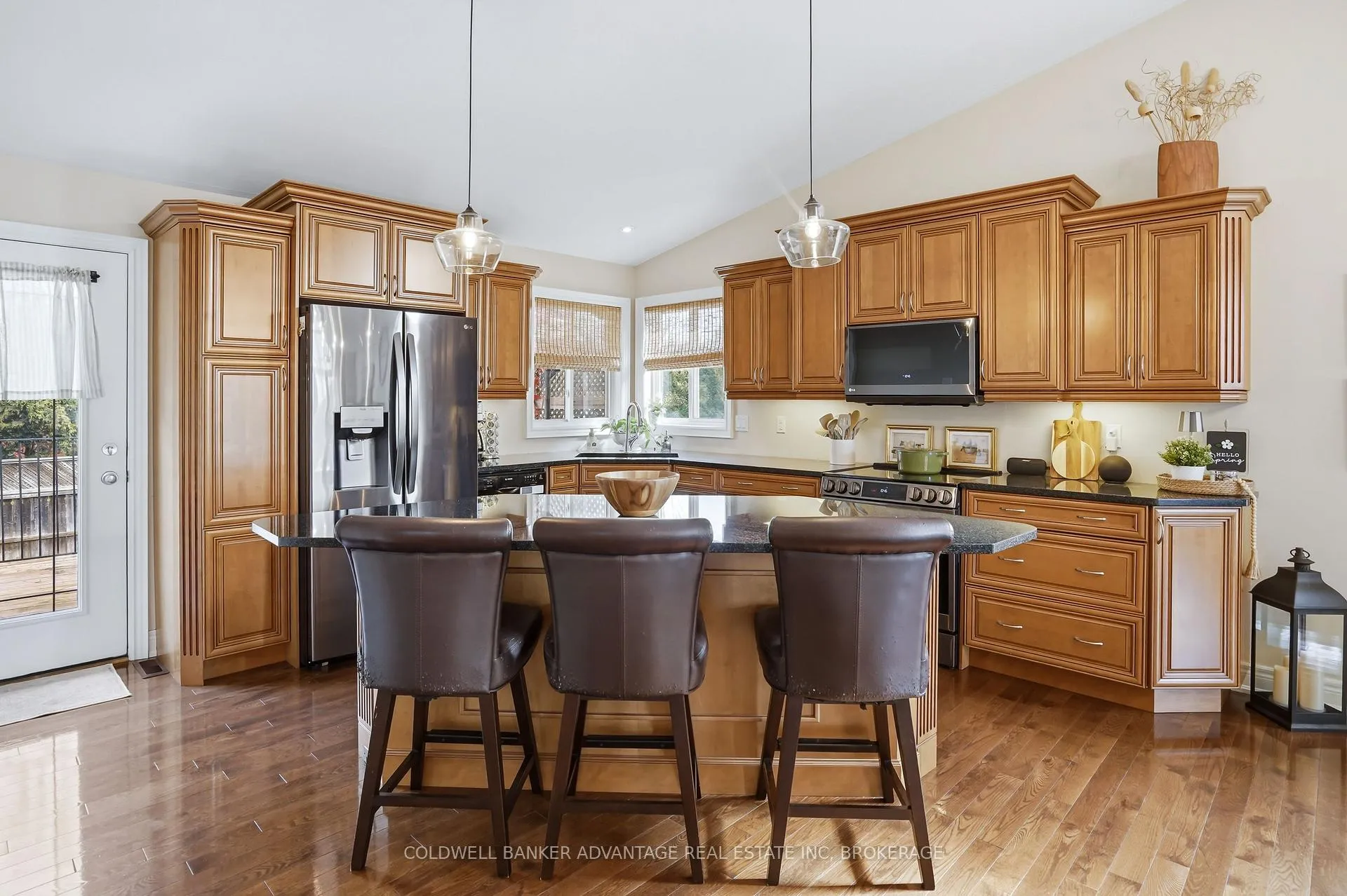 Photo 13 of 9 Bacon Lane, Pelham, Fonthill — HOMEH