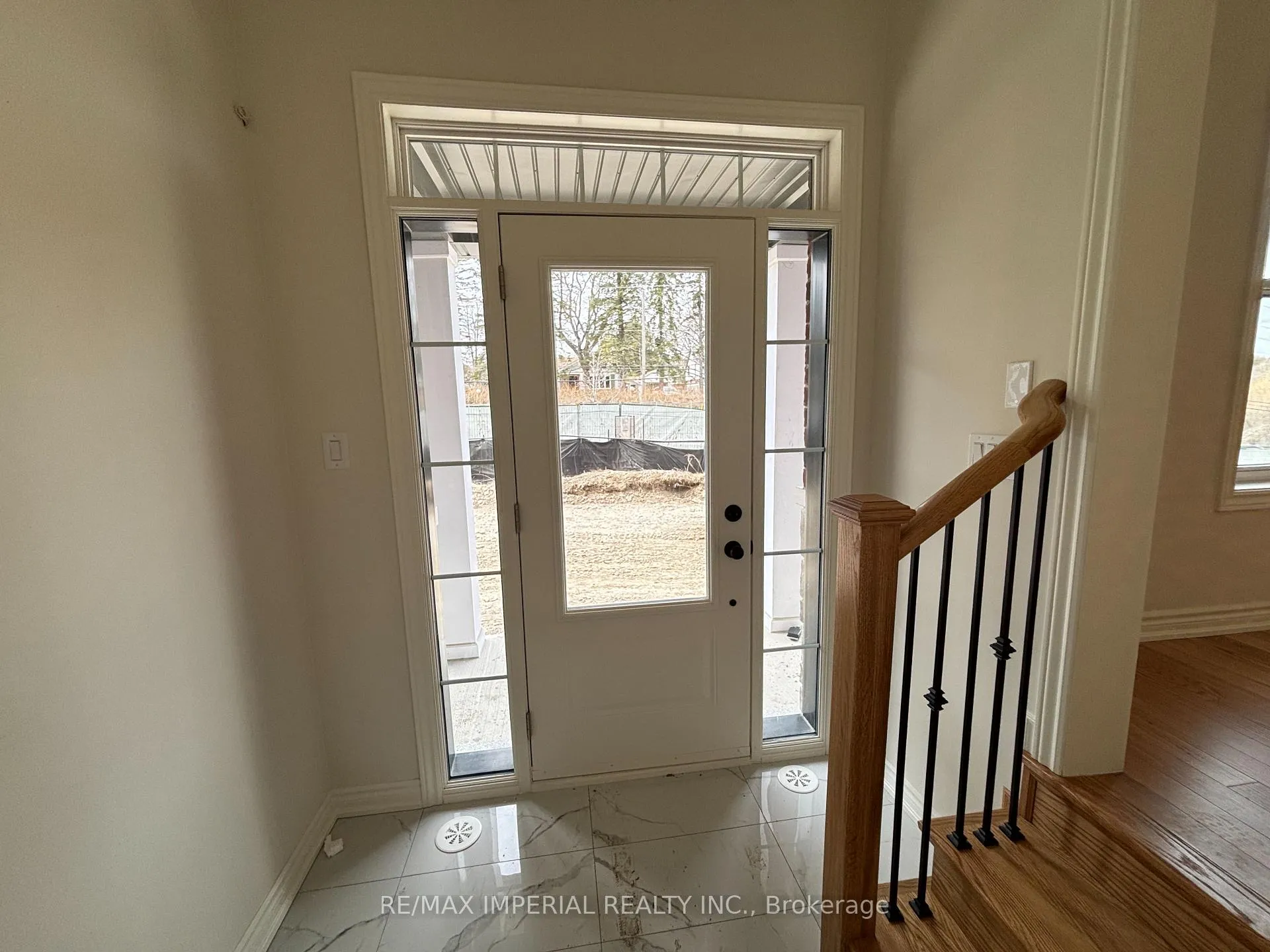 Photo 3 of 71 Main Street S, Markham, Vinegar Hill — HOMEH