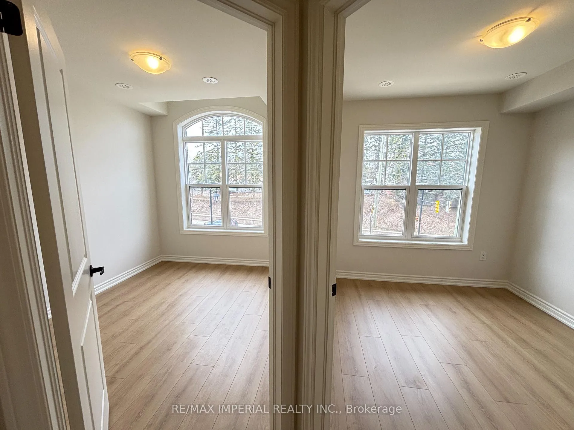 Photo 15 of 71 Main Street S, Markham, Vinegar Hill — HOMEH