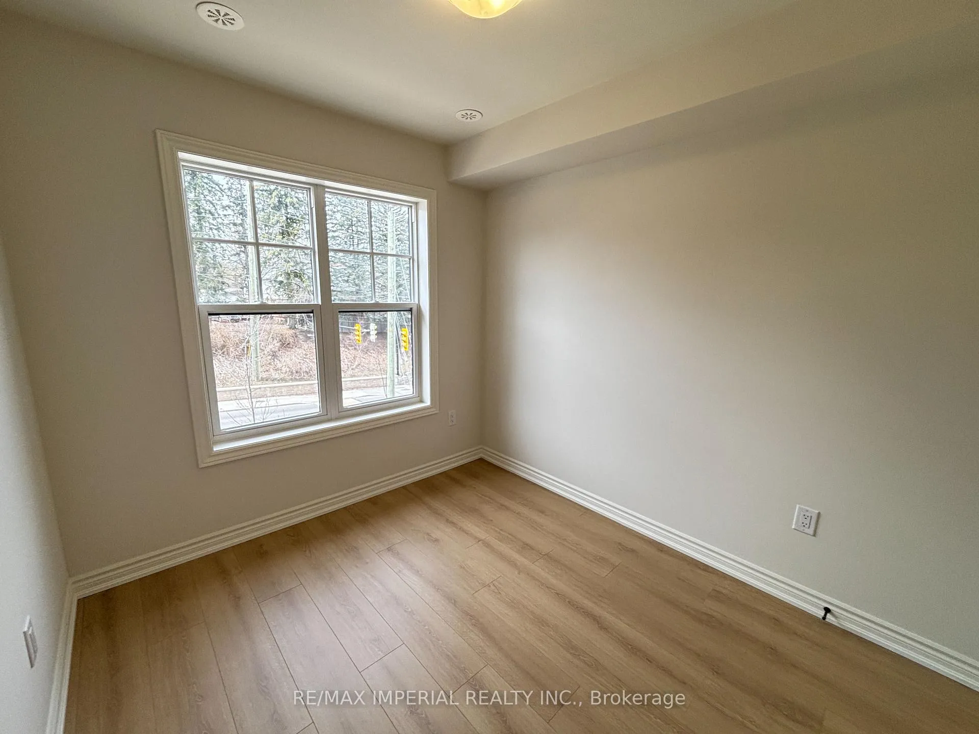 Photo 16 of 71 Main Street S, Markham, Vinegar Hill — HOMEH