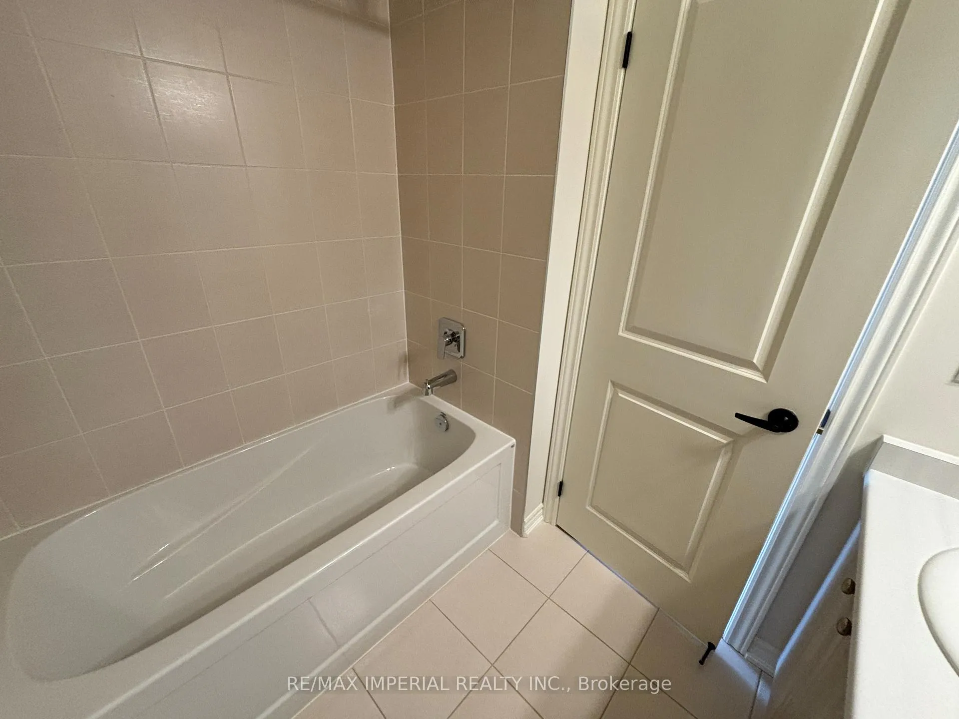Photo 20 of 71 Main Street S, Markham, Vinegar Hill — HOMEH