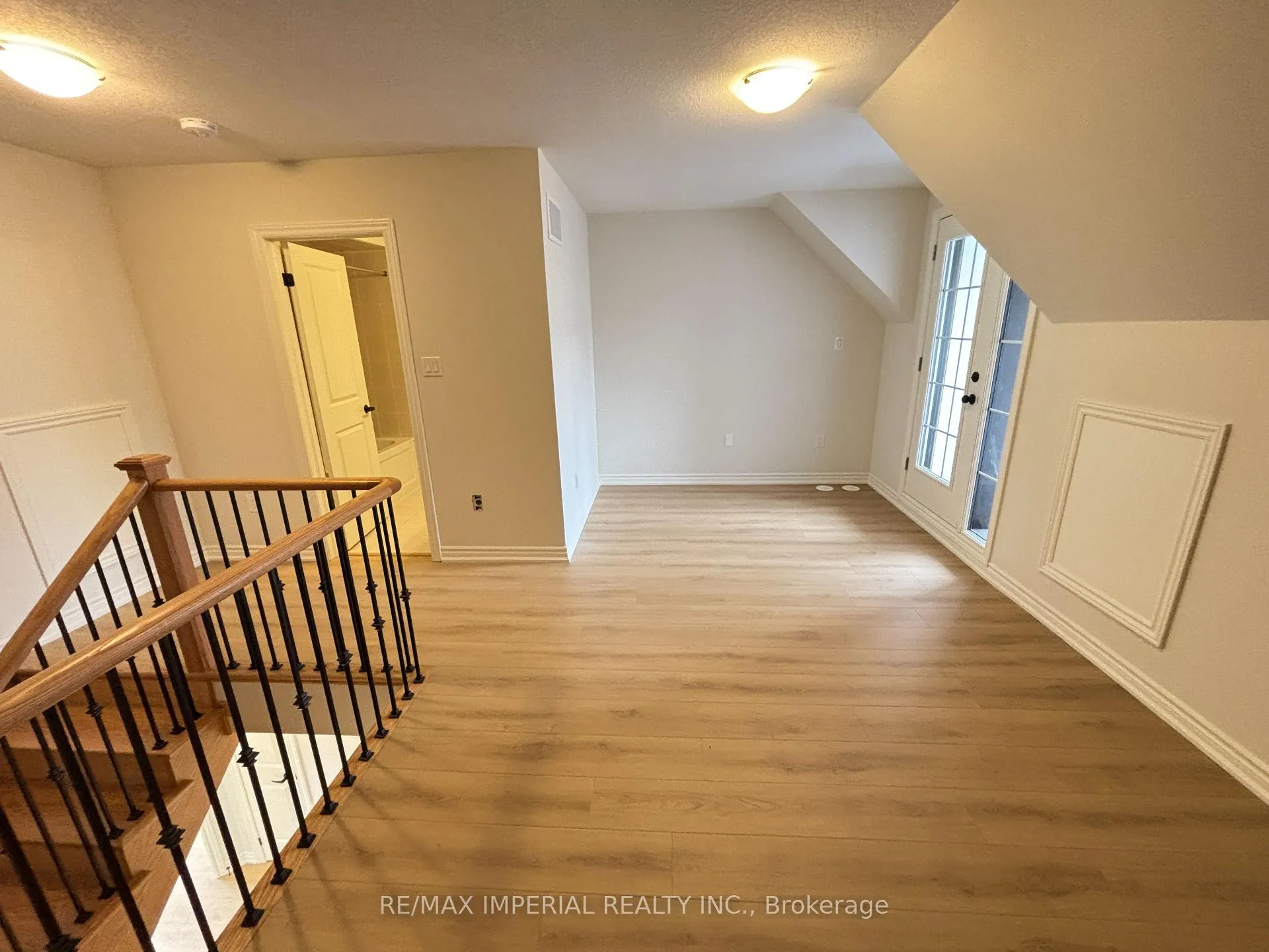 Photo 29 of 71 Main Street S, Markham, Vinegar Hill — HOMEH