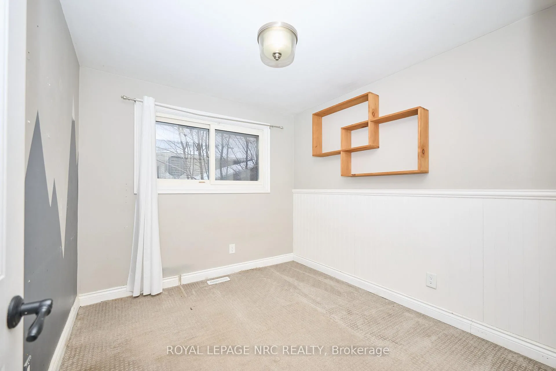 Photo 13 of 6796 Stokes Street, Niagara Falls, Dorchester — HOMEH