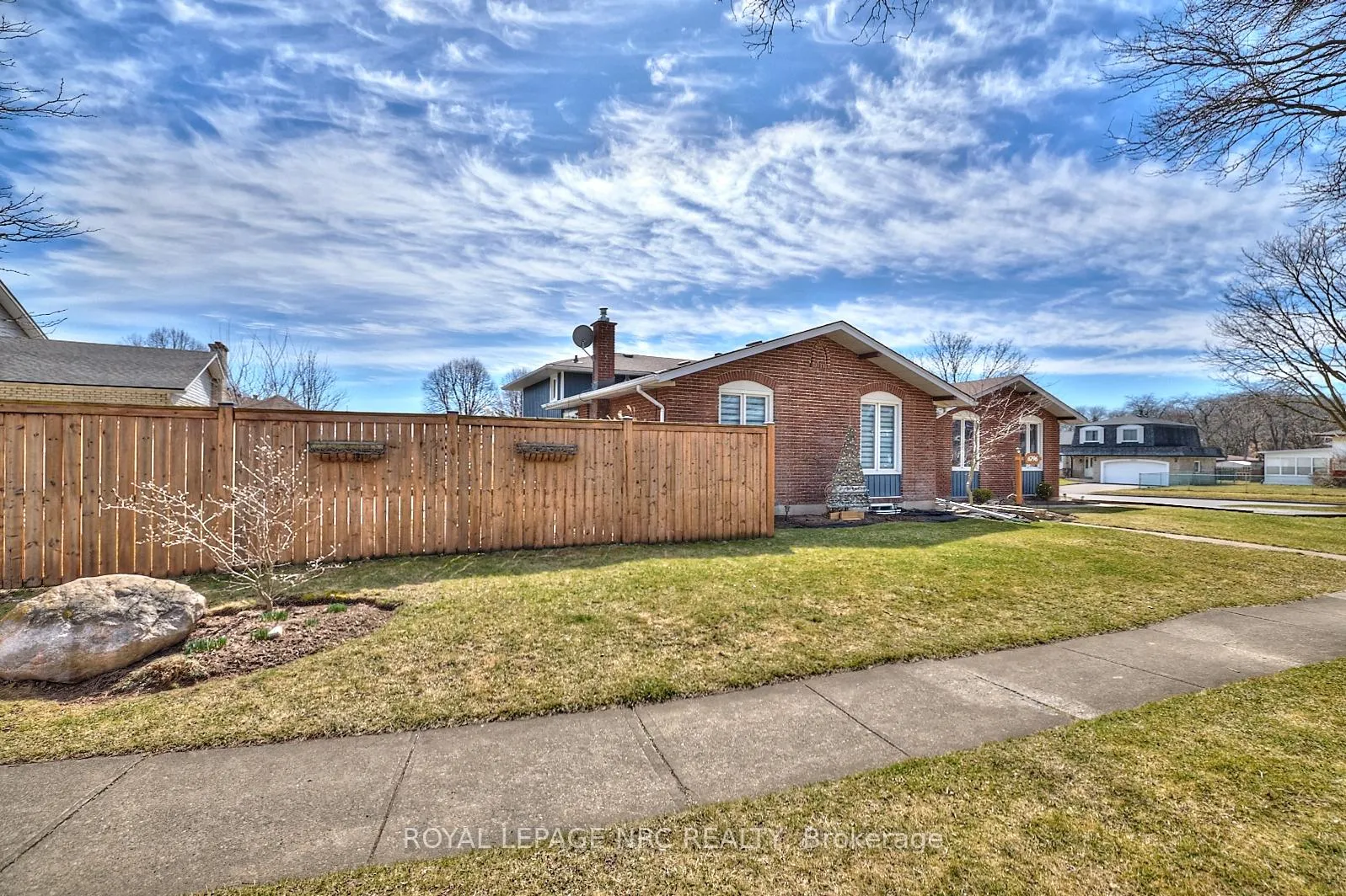 Photo 37 of 6796 Stokes Street, Niagara Falls, Dorchester — HOMEH