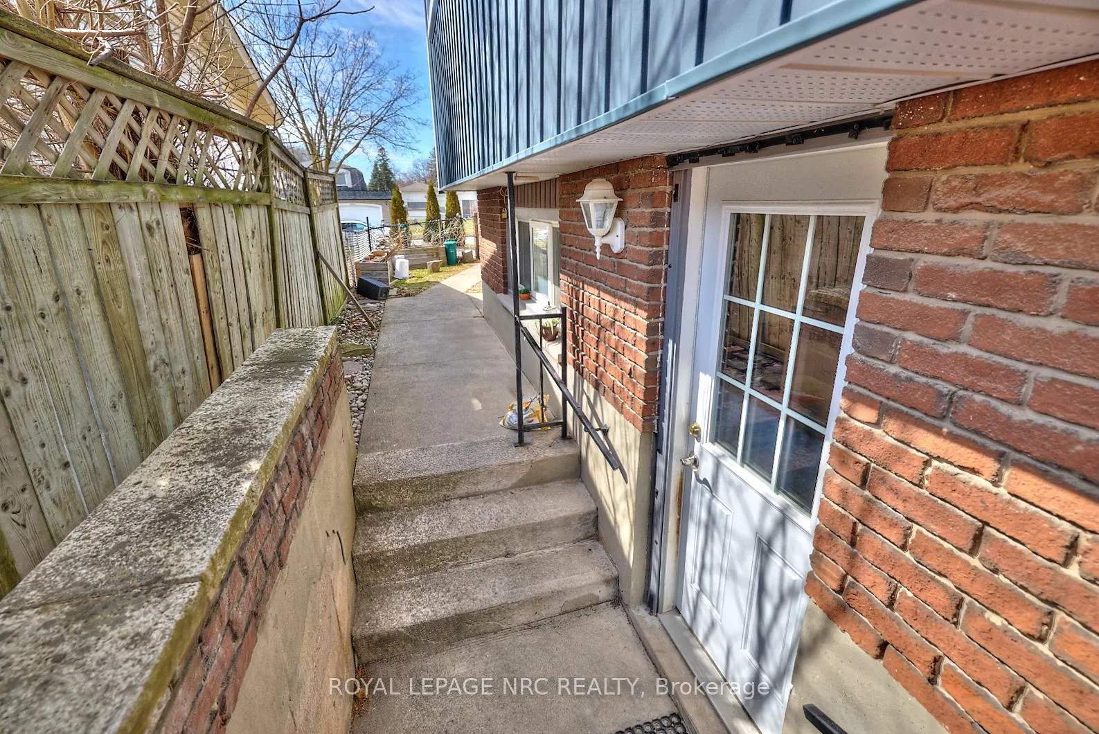 Photo 39 of 6796 Stokes Street, Niagara Falls, Dorchester — HOMEH