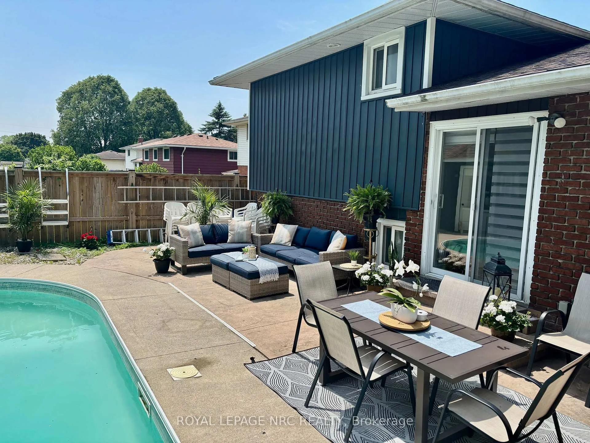 Photo 44 of 6796 Stokes Street, Niagara Falls, Dorchester — HOMEH