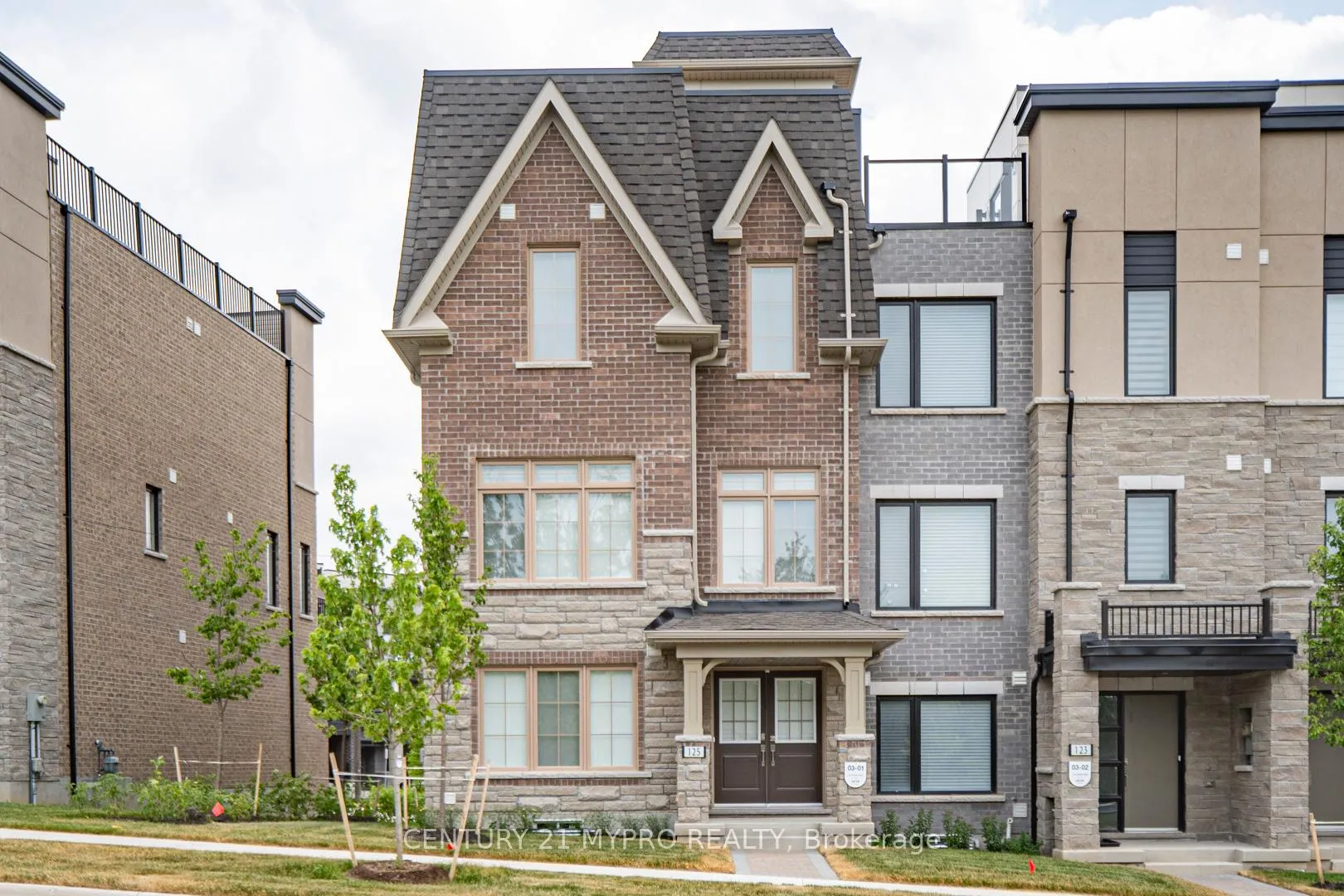 Photo 1 of 125 Yorkton Boulevard, Markham, Angus Glen — HOMEH