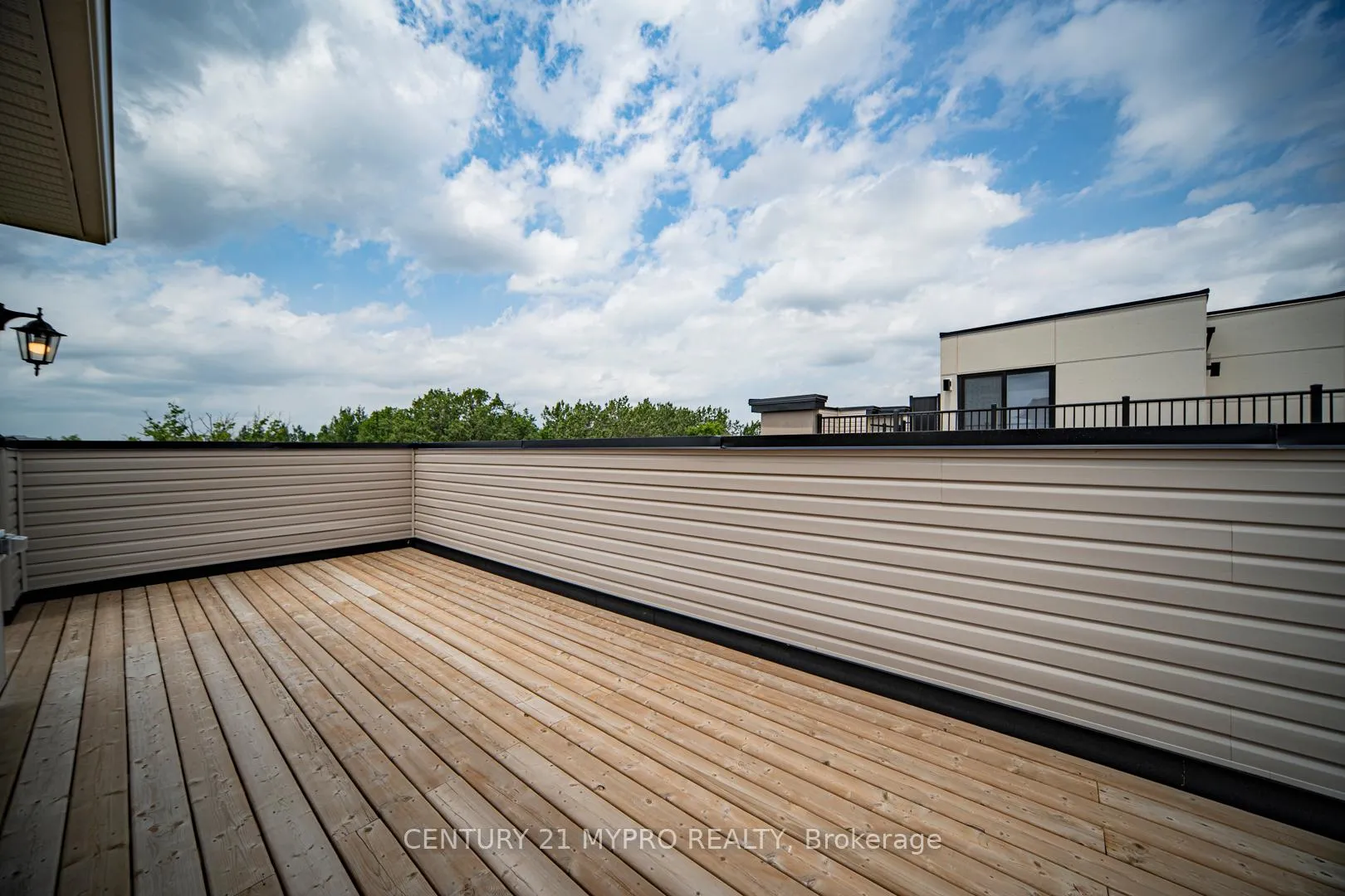 Photo 8 of 125 Yorkton Boulevard, Markham, Angus Glen — HOMEH