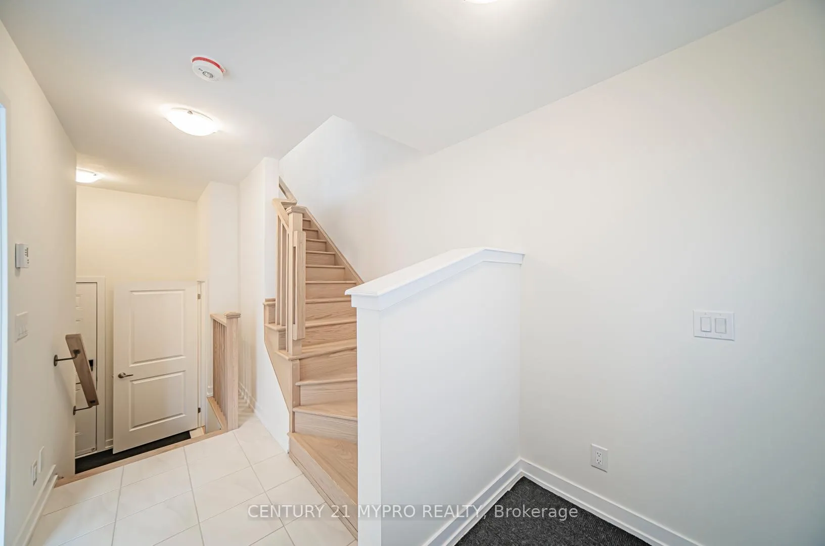 Photo 11 of 125 Yorkton Boulevard, Markham, Angus Glen — HOMEH