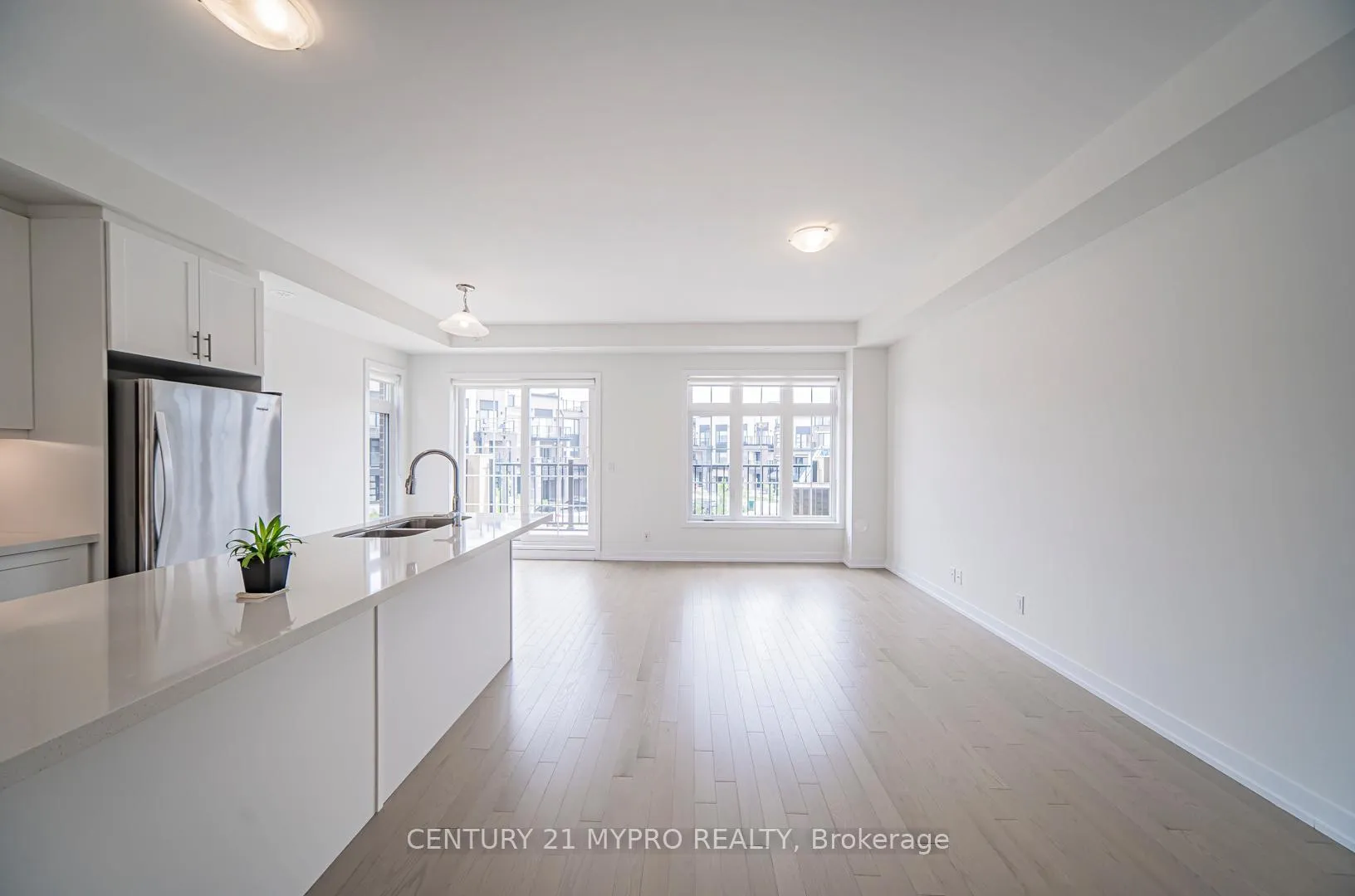 Photo 23 of 125 Yorkton Boulevard, Markham, Angus Glen — HOMEH
