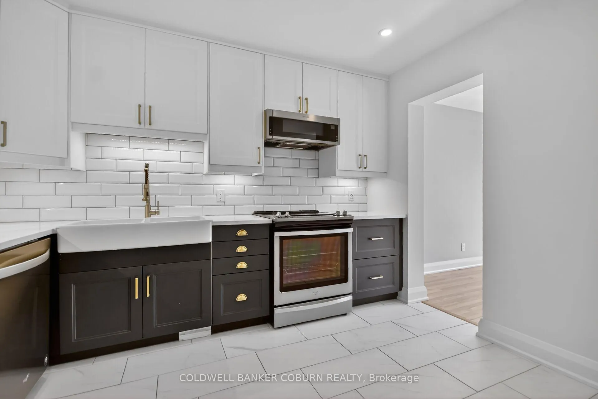 Photo 7 of 89 Flowertree Crescent N, Ottawa, Kanata - Emerald Meadows/Trailwest — HOMEH