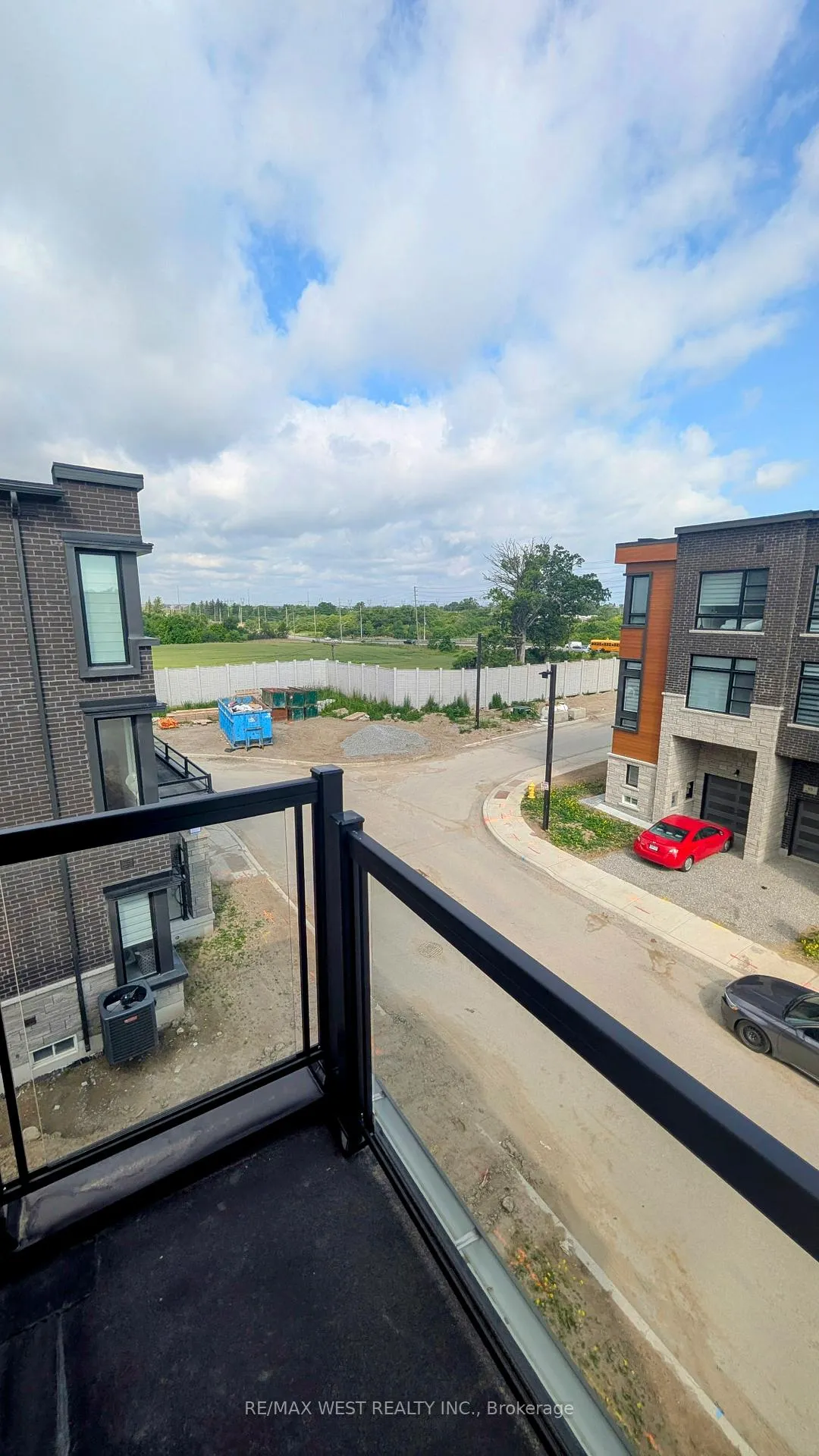 Photo 33 of 94 Paradox Street, Vaughan, Kleinburg — HOMEH