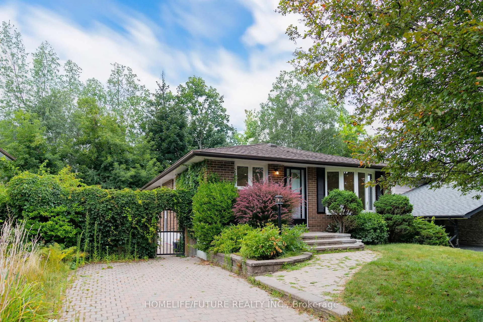 Photo 1 of 159 Claymore Crescent, Oshawa, Eastdale — HOMEH
