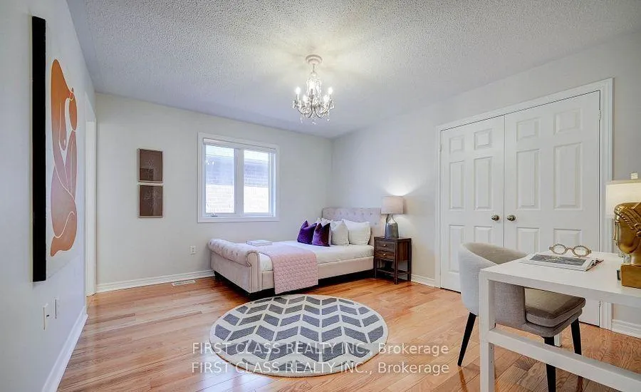 Photo 19 of 33 Schuster Lane, Vaughan, Patterson — HOMEH