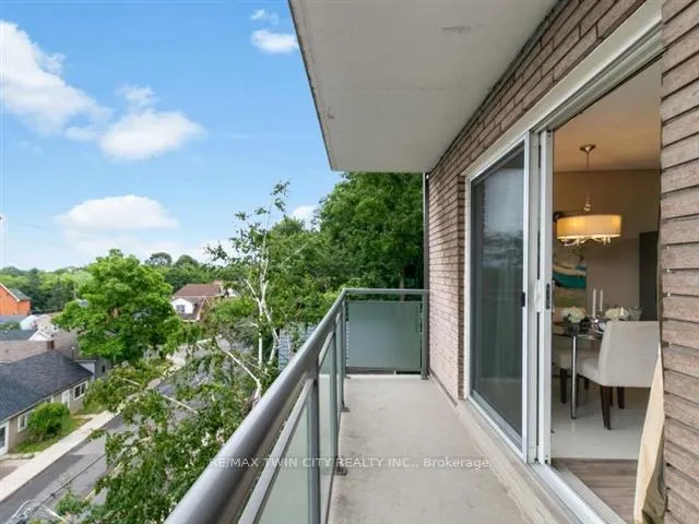 Photo 5 of Unit 203, 200 Charlton Avenue E, Hamilton, Corktown — HOMEH