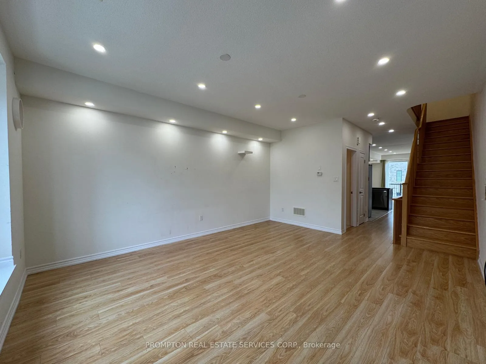 Photo 12 of 77 Cornell Centre Boulevard, Markham, Cornell — HOMEH