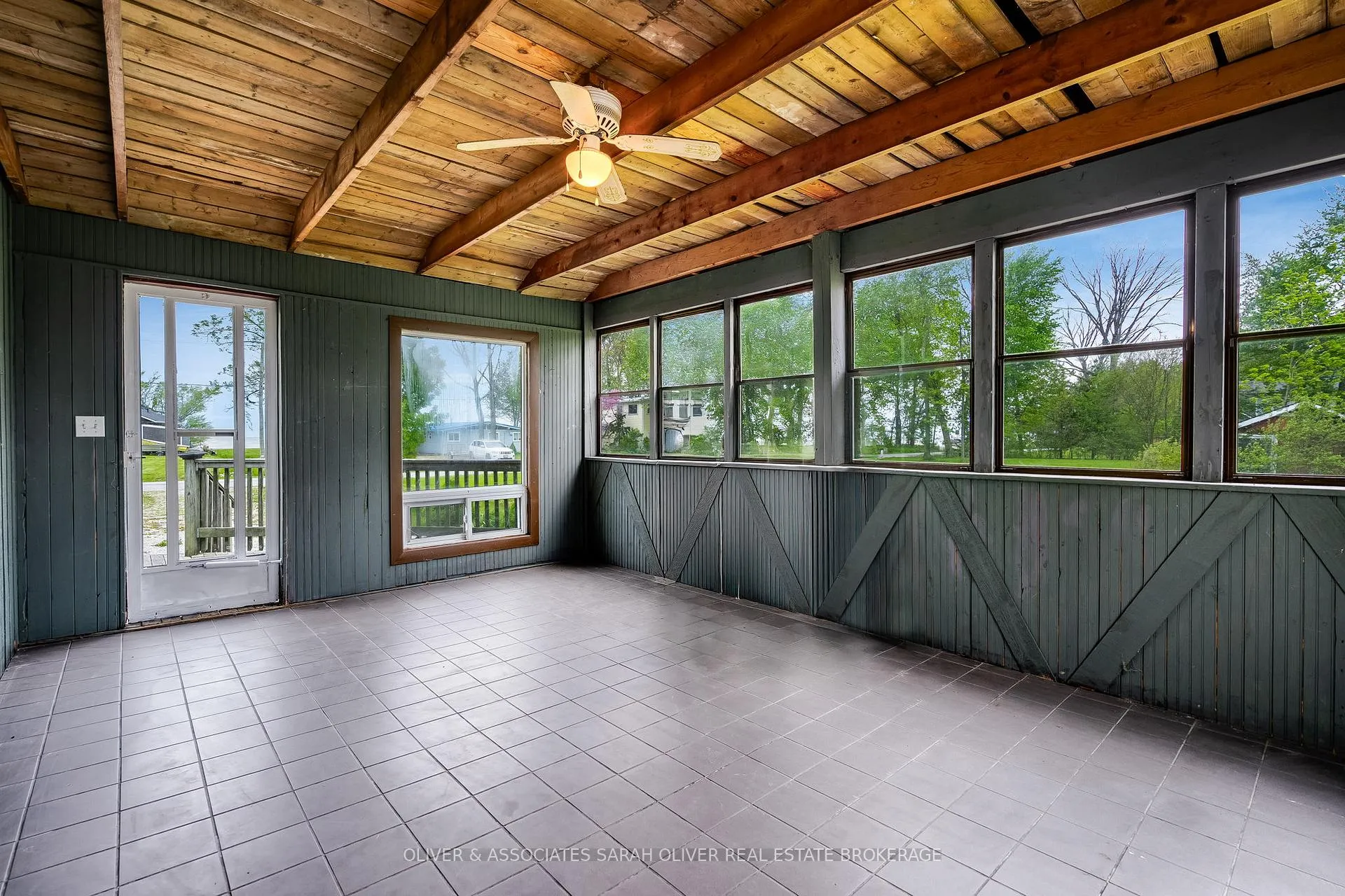 Photo 20 of 271 Cotterie Park Road, Leamington — HOMEH