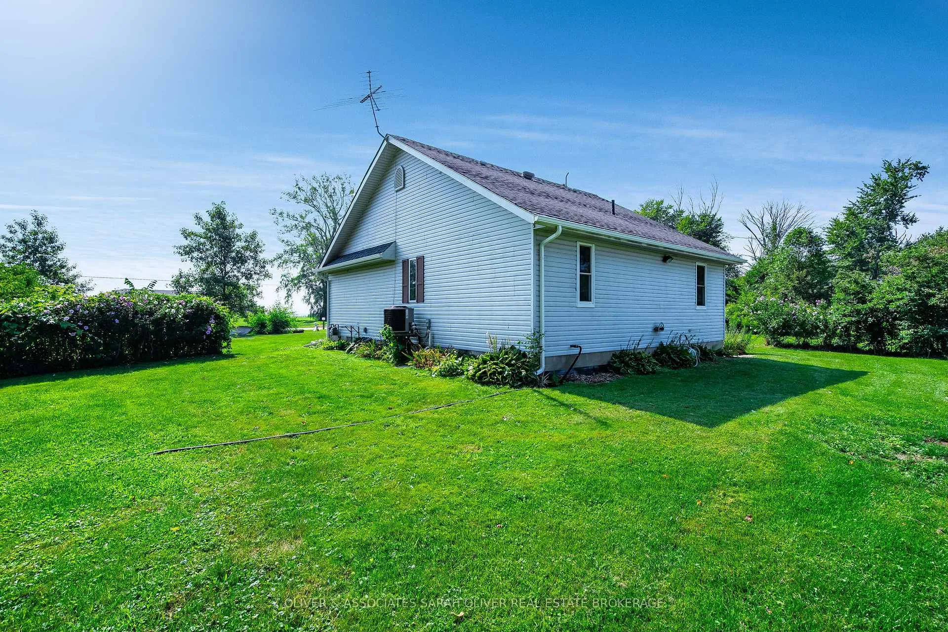 Photo 30 of 271 Cotterie Park Road, Leamington — HOMEH