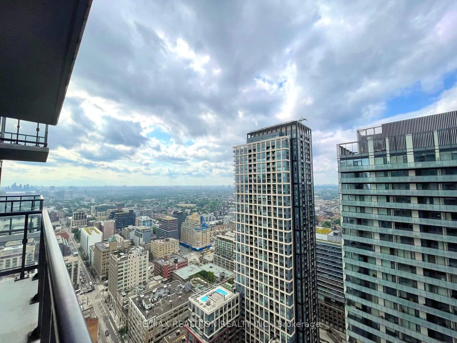 Photo 18 of Unit 4007, 87 Peter Street, Toronto, Waterfront Communities — HOMEH