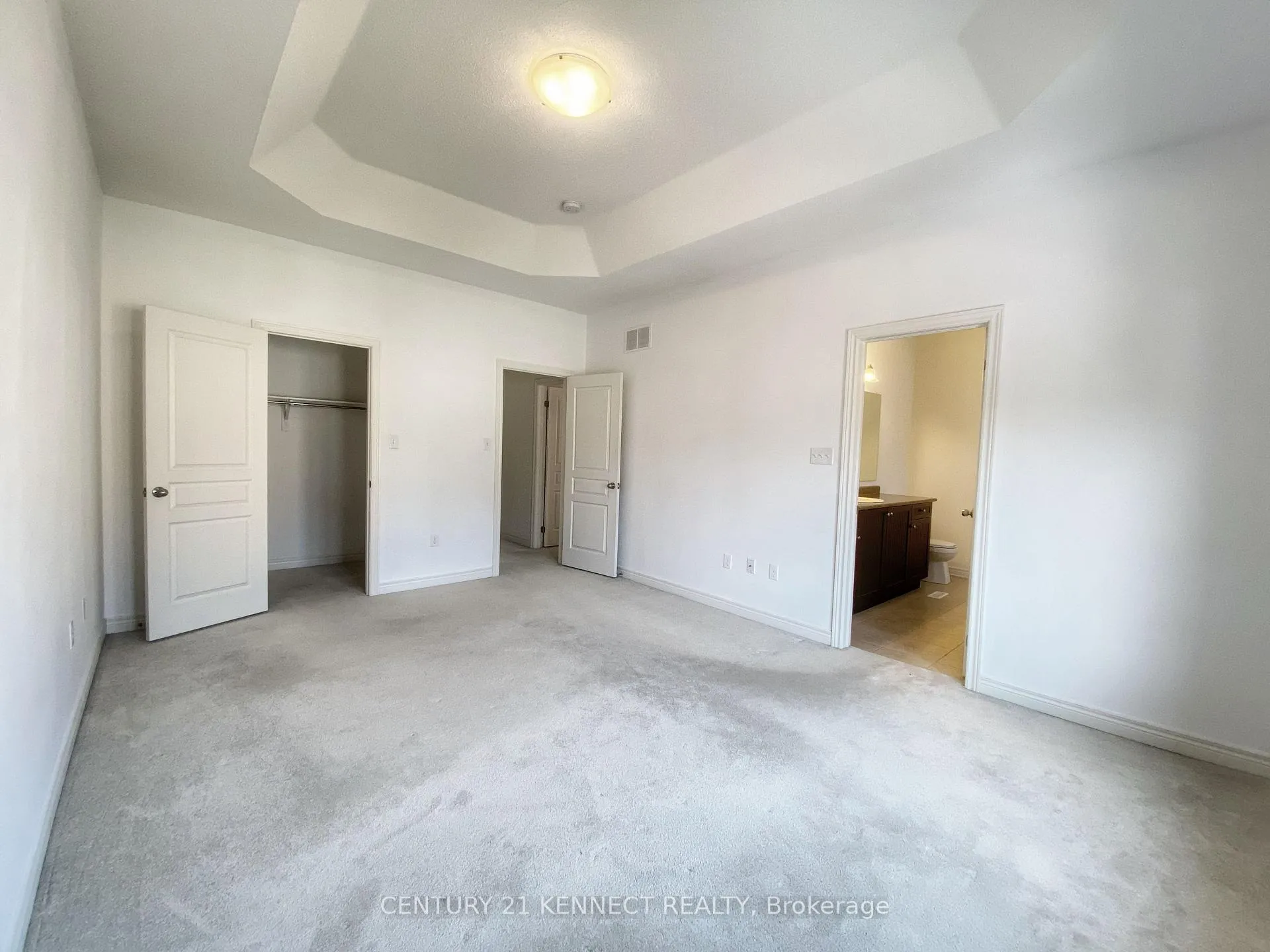 Photo 15 of 82 Henry Bauer Avenue, Markham, Berczy — HOMEH