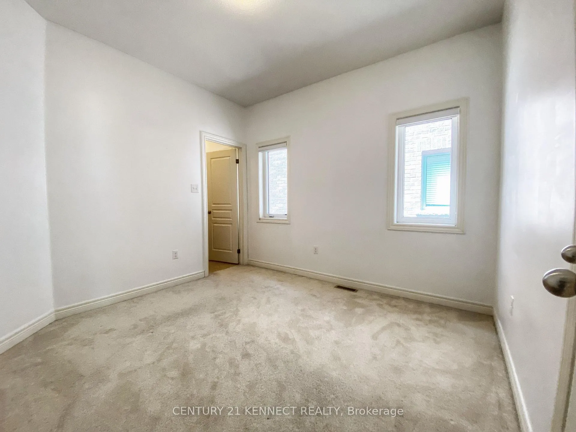 Photo 17 of 82 Henry Bauer Avenue, Markham, Berczy — HOMEH