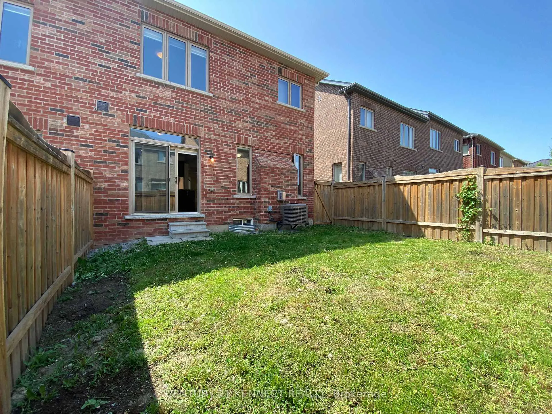 Photo 20 of 82 Henry Bauer Avenue, Markham, Berczy — HOMEH