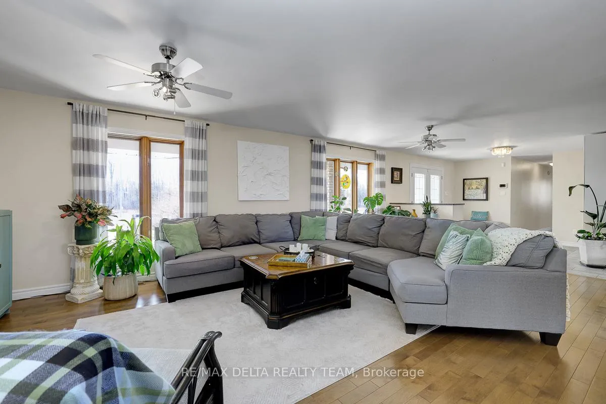 Photo 9 of 5793 Leitrim Road, Ottawa, Carlsbad Springs — HOMEH